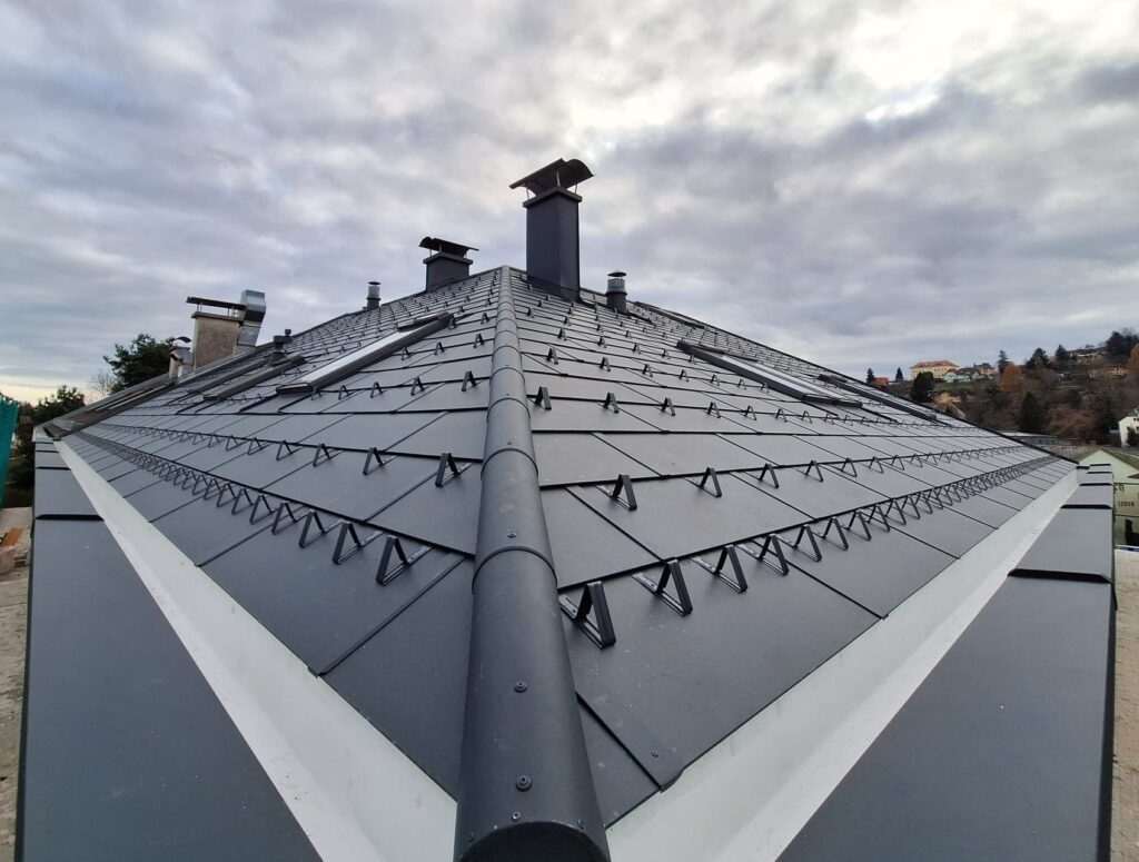 Neueindeckung - FIGO AMADE